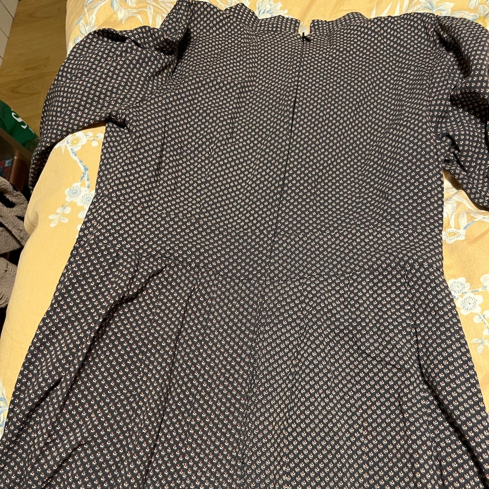 Long sleeve dress.  Like new.  Very nice quality. Zips in the back.